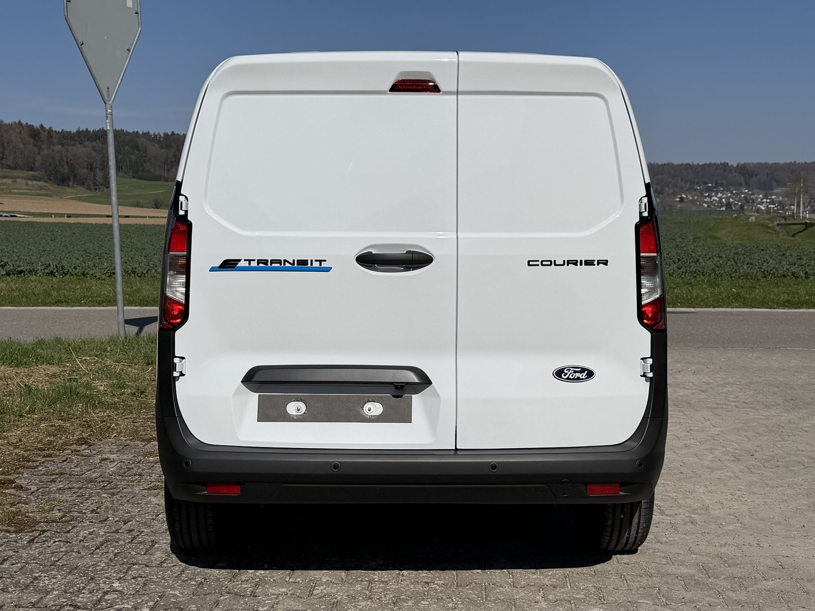 FORD E-Transit Courier Van Trend, Elektro, Vorführwagen, Automatik - 6