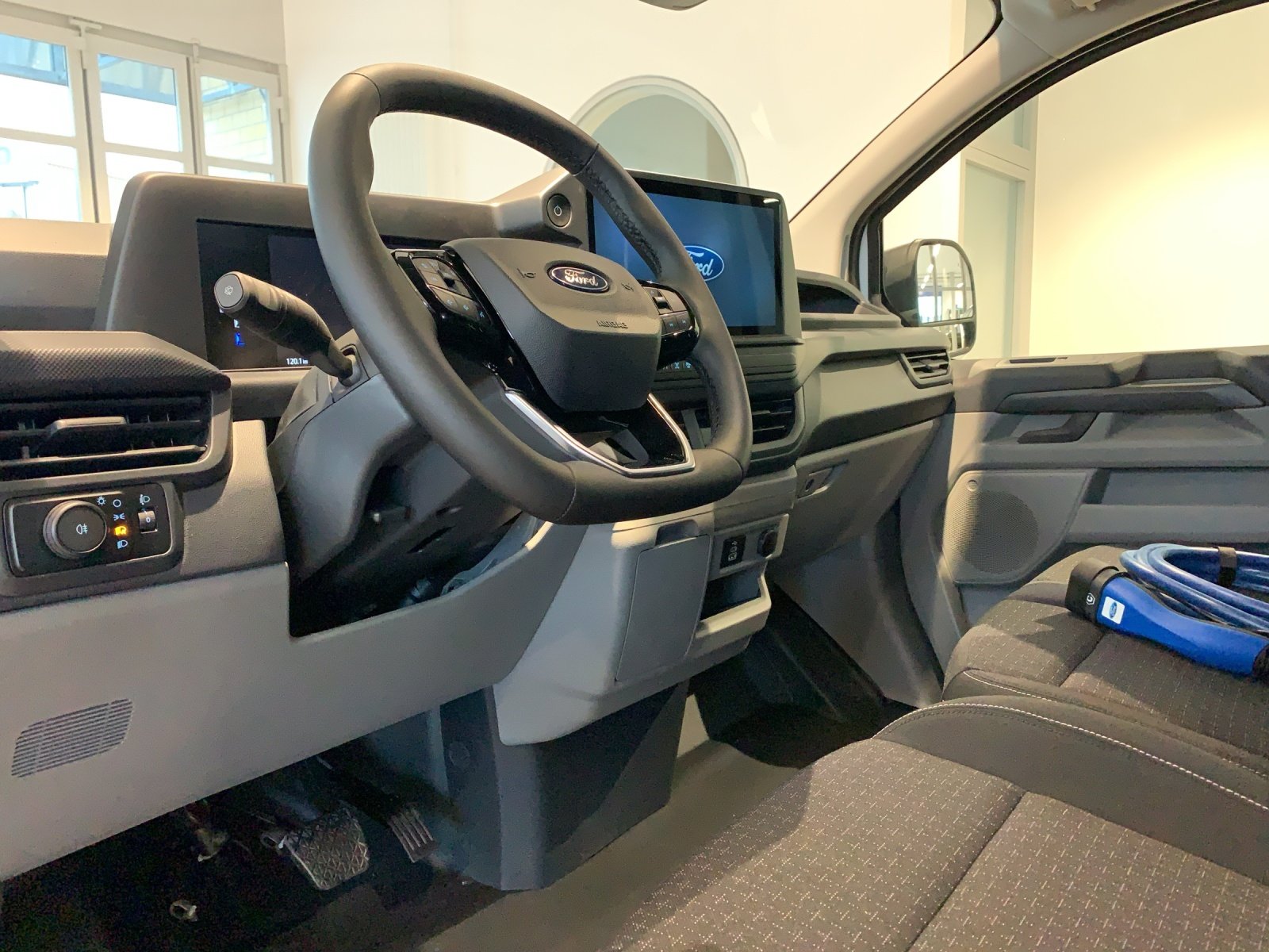 FORD E-Transit C Van 320 L1 Trend, Électrique, Voiture nouvelle, Automatique - 5
