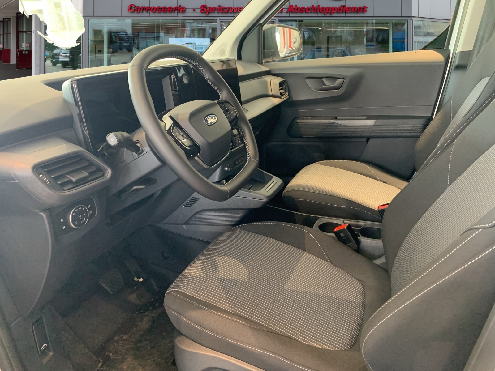 FORD E-Transit Courier Van Trend, Elektro, Neuwagen, Automatik - 7