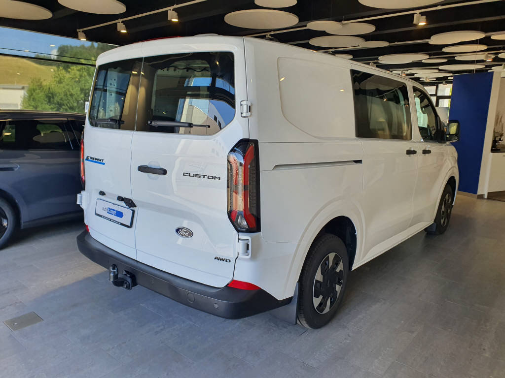 FORD E-Transit C Van 320 L1 Trend 4x4, Elettrica, Auto nuove, Automatico - 5