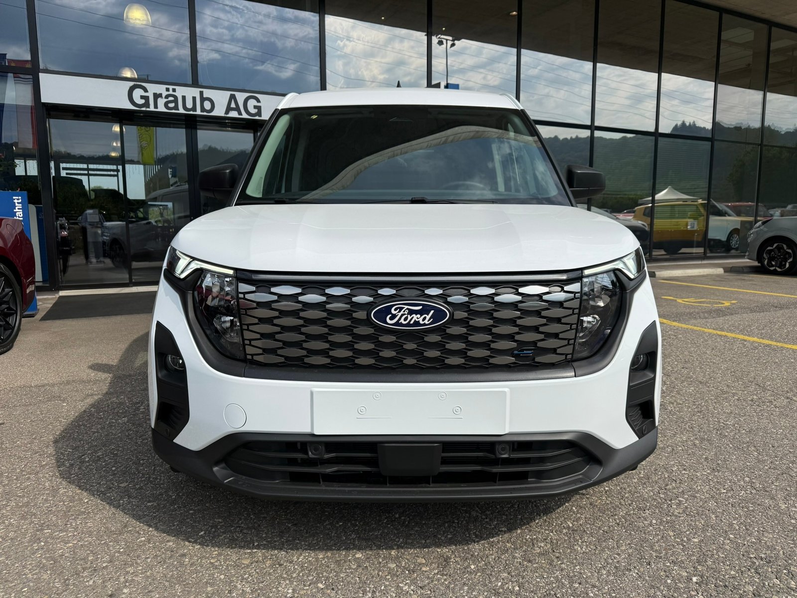 FORD E-Transit Courier Van Trend 43,5kWh, Electric, New car, Automatic - 2