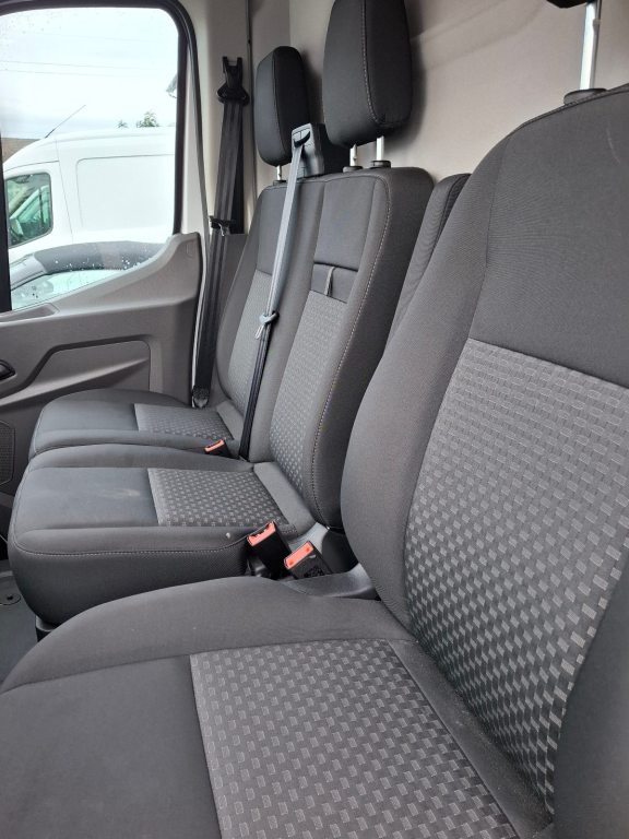 FORD E-Transit Van 350 L2H2 68kWh Trend, Elettrica, Occasioni / Usate, Automatico - 4