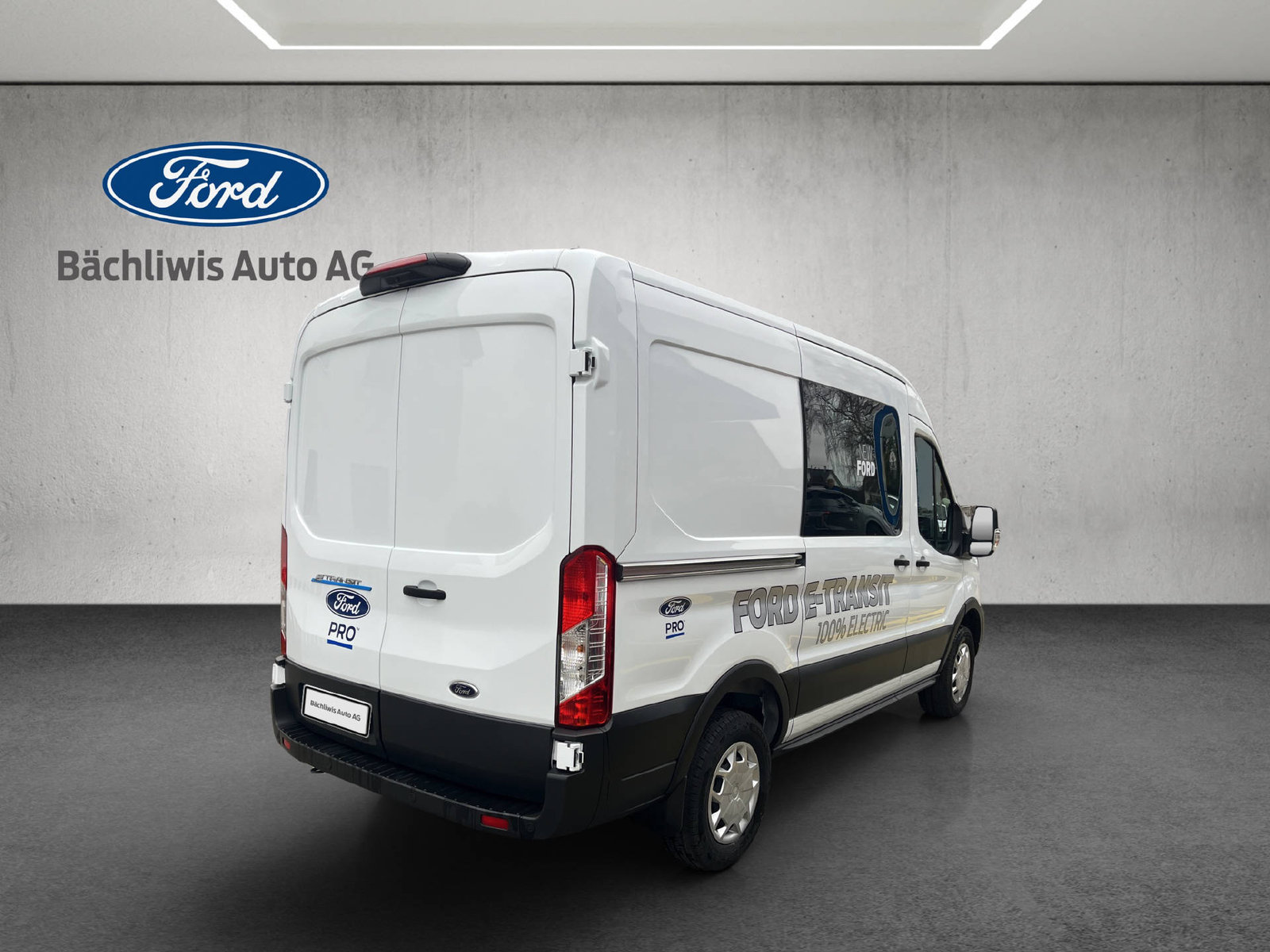FORD E-Transit Van 350 L2H2 67kWh Trend, Electric, Second hand / Used, Automatic - 5