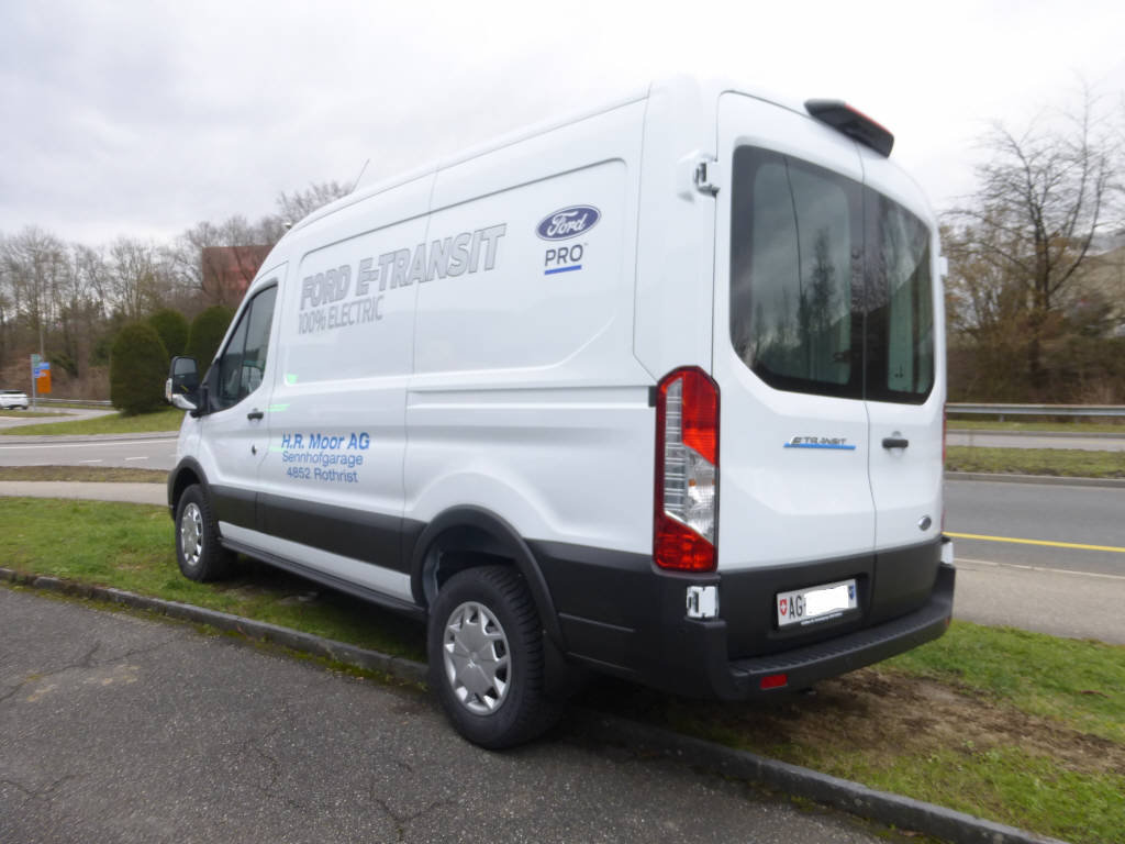 FORD E-Transit Van 350 L2H2 68kWh Trend, Elektro, Occasion / Gebraucht, Automat - 3
