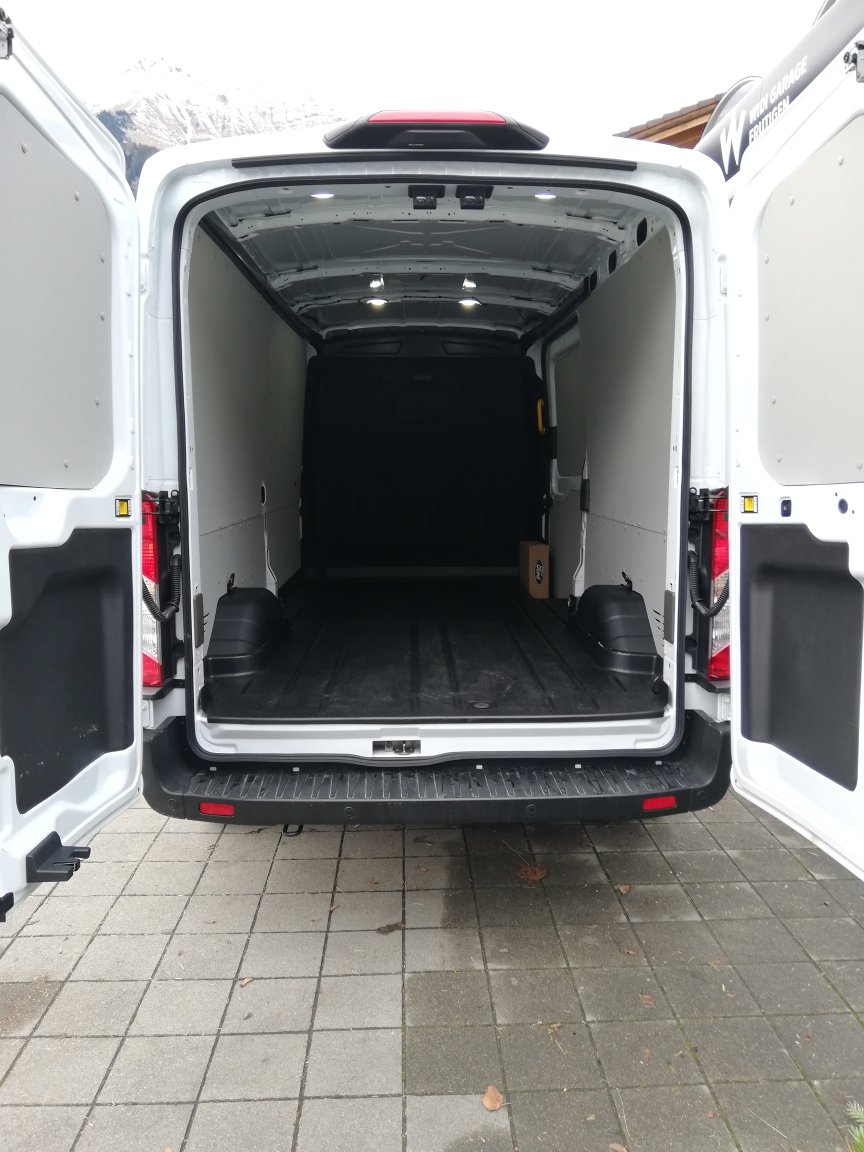 FORD E-Transit Van 350 L3H2 67kWh Trend, Électrique, Occasion / Utilisé, Automatique - 7