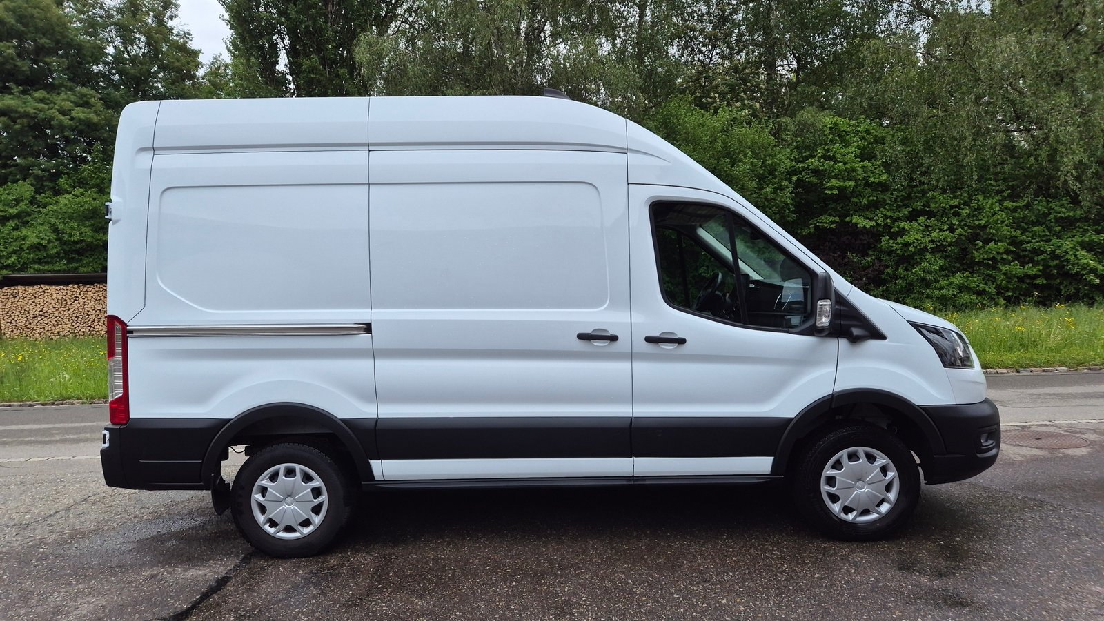 FORD E-Transit Van 350 L2H3 Trend RWD 68kWh, Elettrica, Occasioni / Usate, Automatico - 5