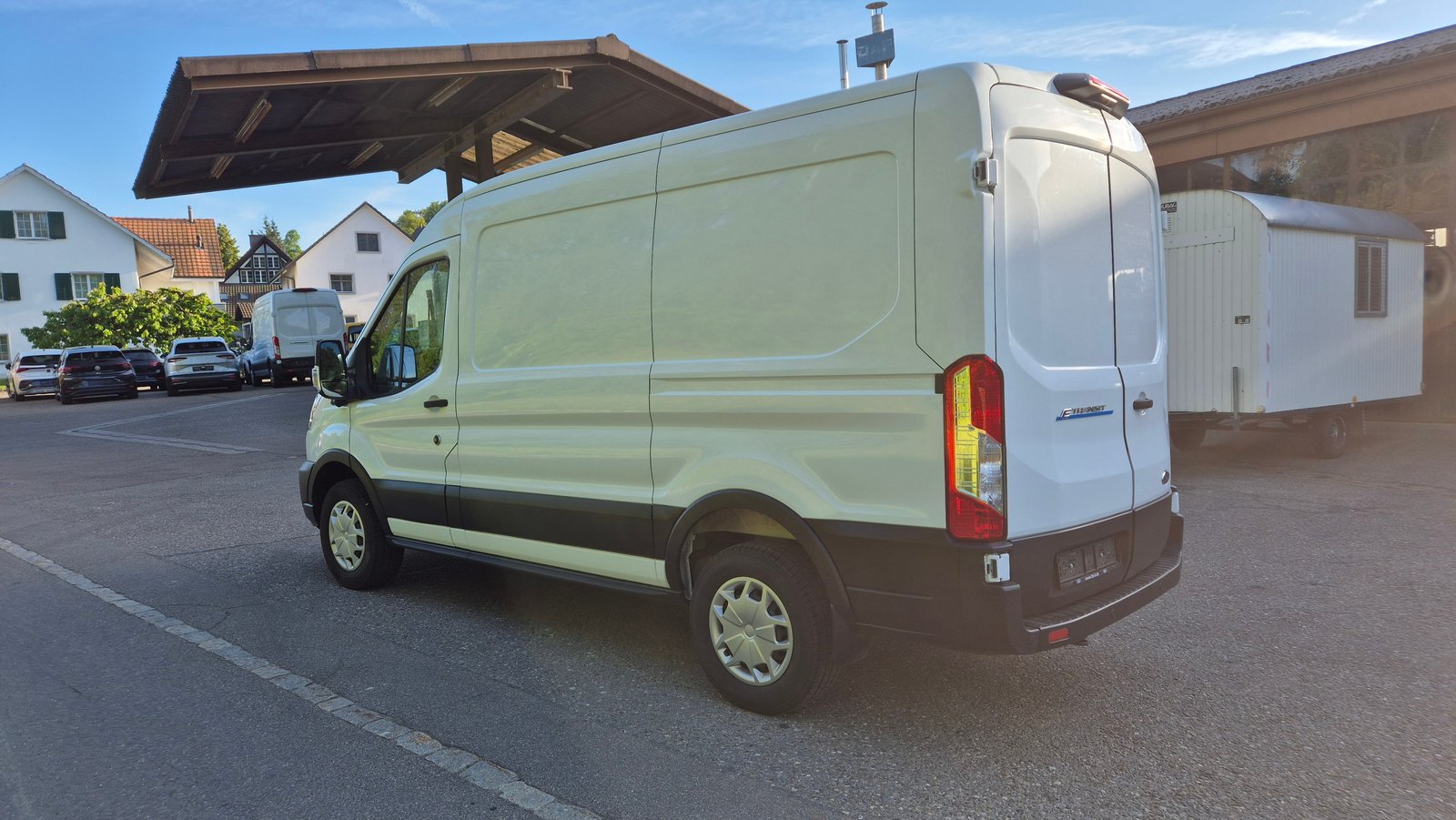 FORD E-Transit Van 350 L2 Trend RWD 68kWh, Elettrica, Occasioni / Usate, Automatico - 2