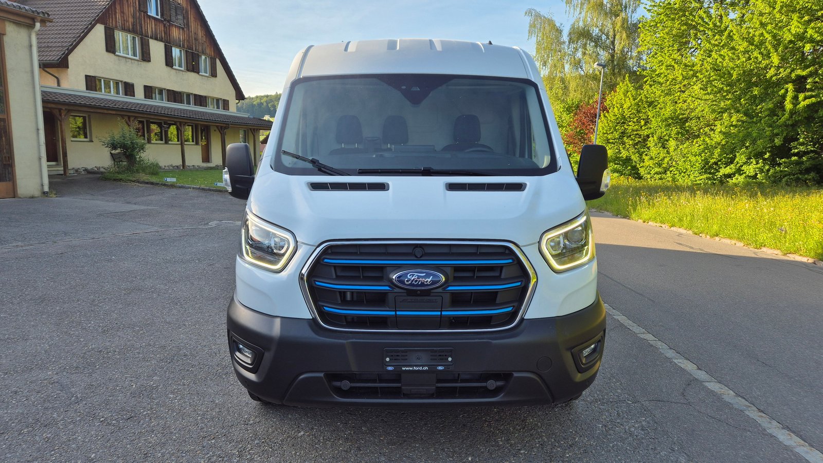 FORD E-Transit Van 350 L2 Trend RWD 68kWh, Elettrica, Occasioni / Usate, Automatico - 7