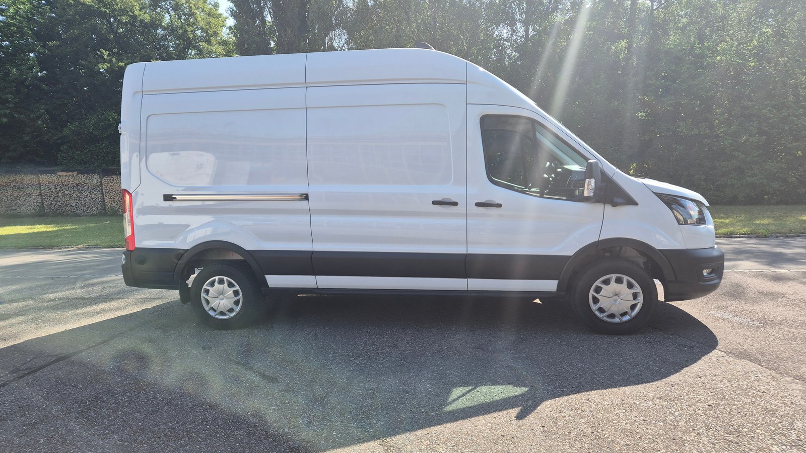 FORD E-Transit Van 350 L3 Trend RWD 68kWh, Elektro, Occasion / Gebraucht, Automatik - 3