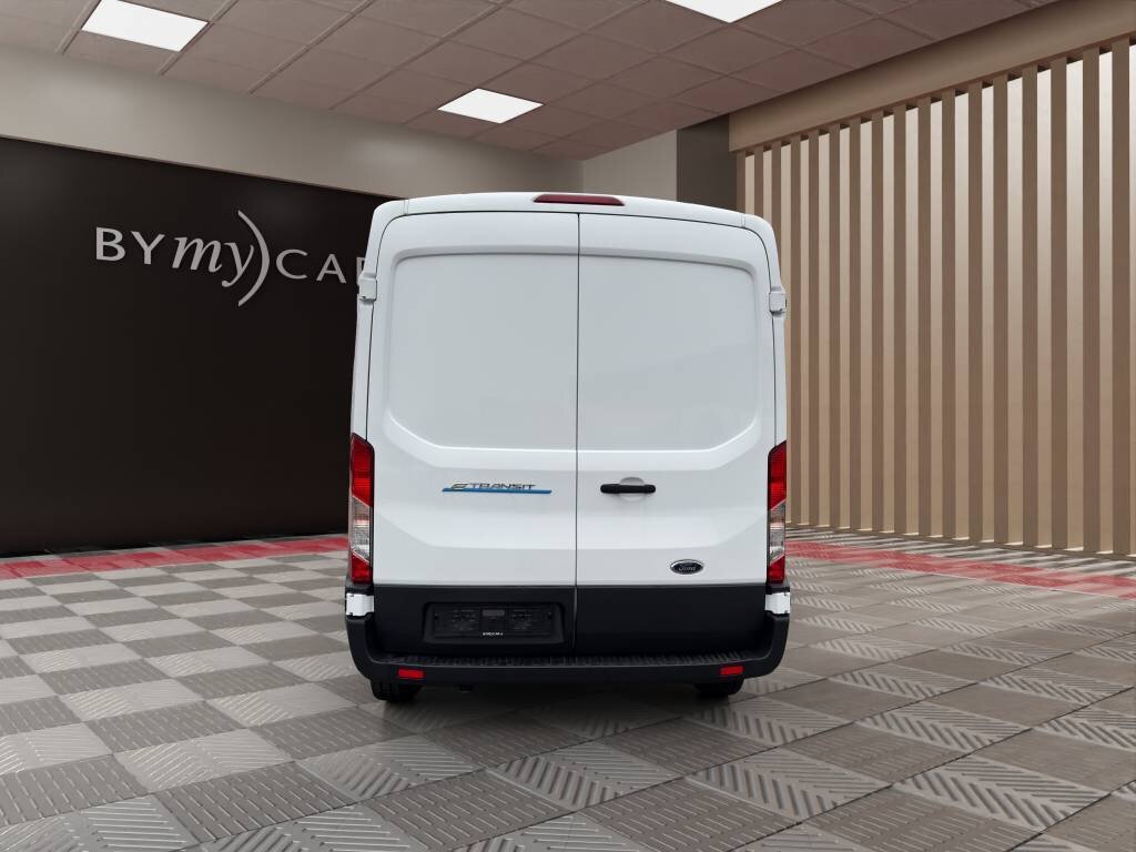 FORD E-Transit Van 350 L3 Basis RWD 68kWh, Electric, Second hand / Used, Automatic - 4