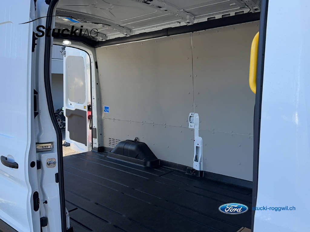 FORD E-Transit Van 350 L3H2 67kWh Trend, Electric, Ex-demonstrator, Automatic - 7