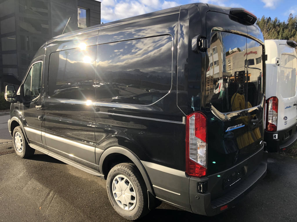FORD E-Transit Van 350 L2H2 67kWh Trend, Electric, Ex-demonstrator, Automatic - 5