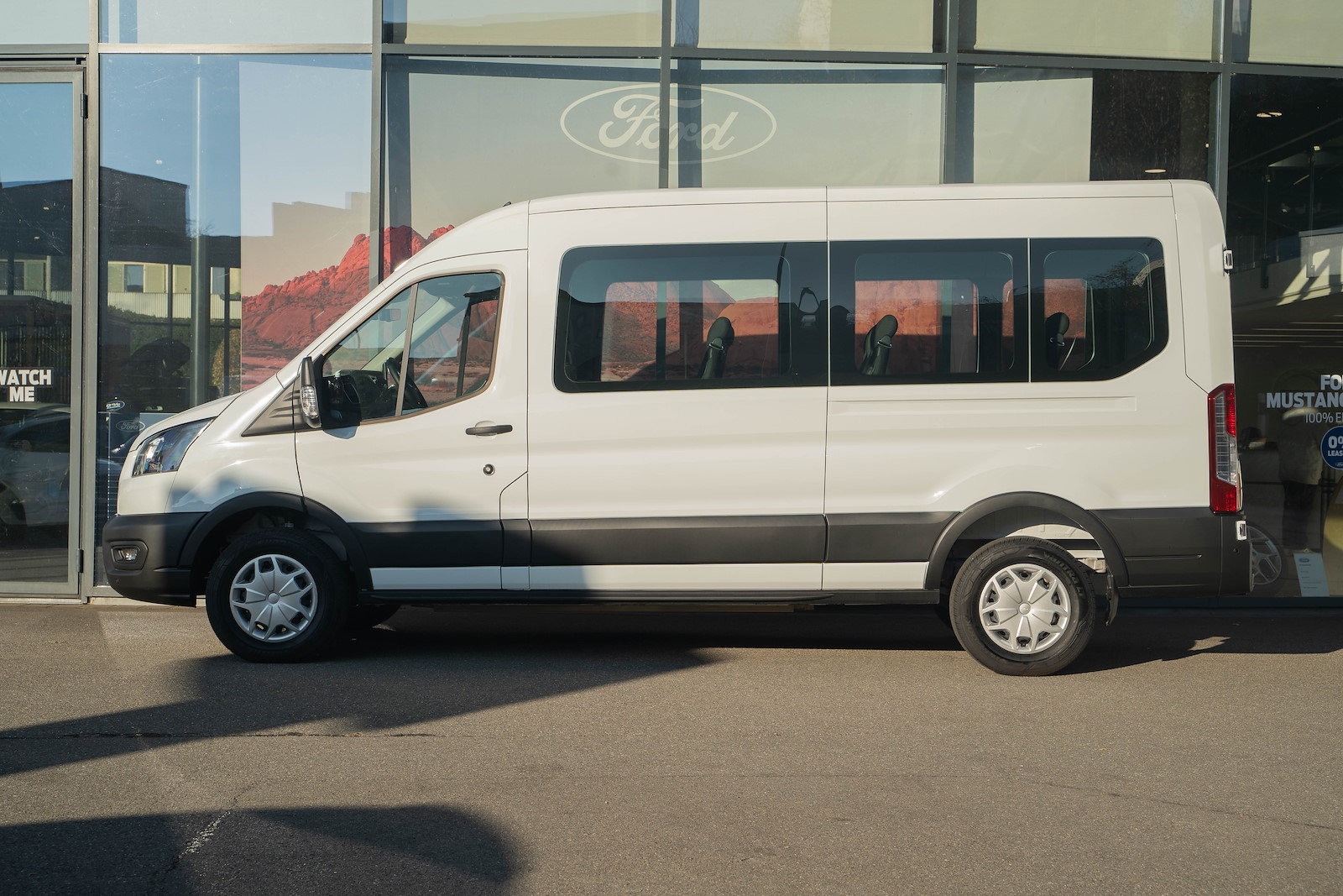 FORD E-Transit Van 390 L3H2 68kWh Trend, Elektro, Vorführwagen, Automat - 3