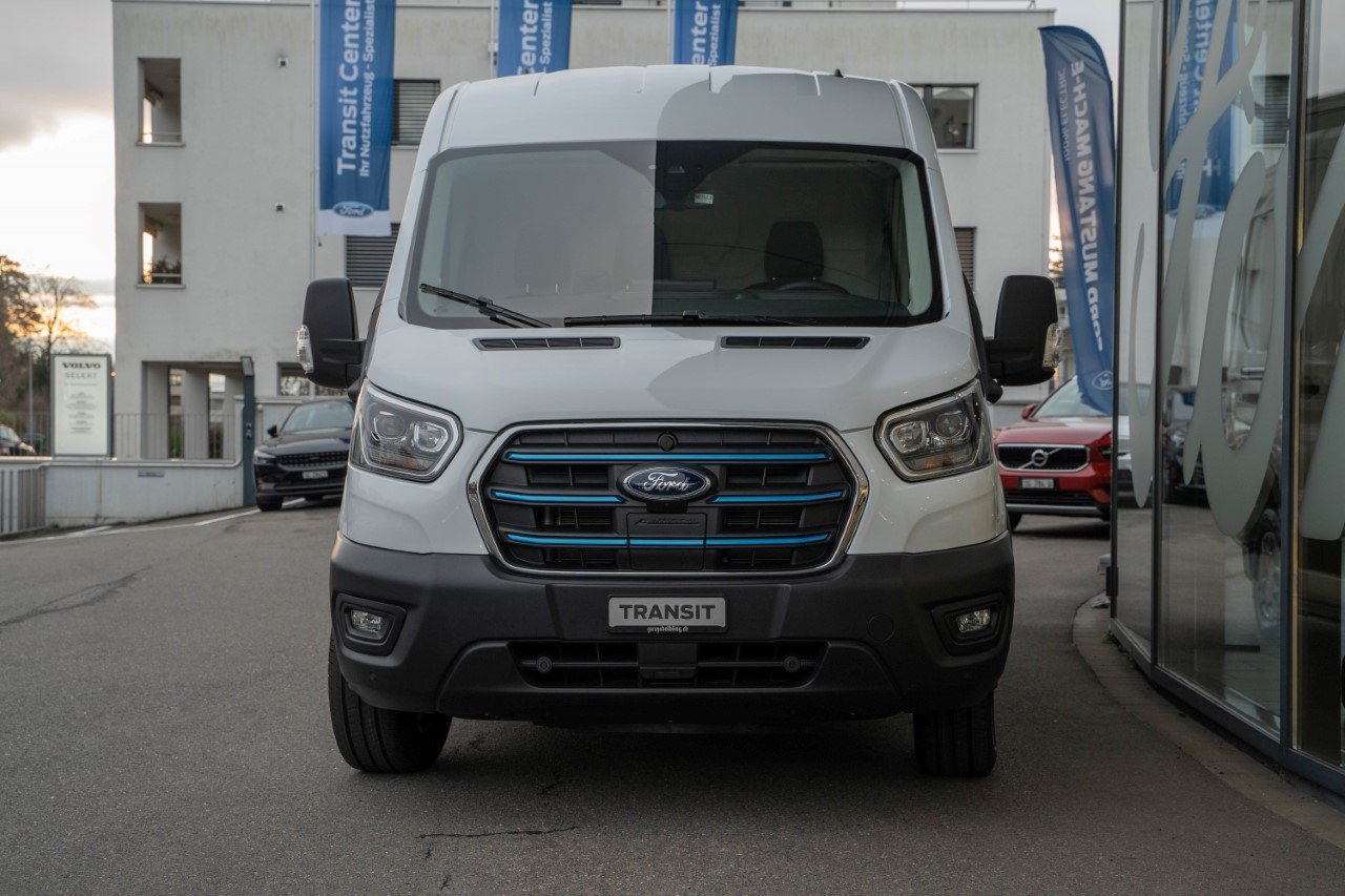FORD E-Transit Van 350 L3H2 68kWh Trend, Elektro, Vorführwagen, Automatik - 2