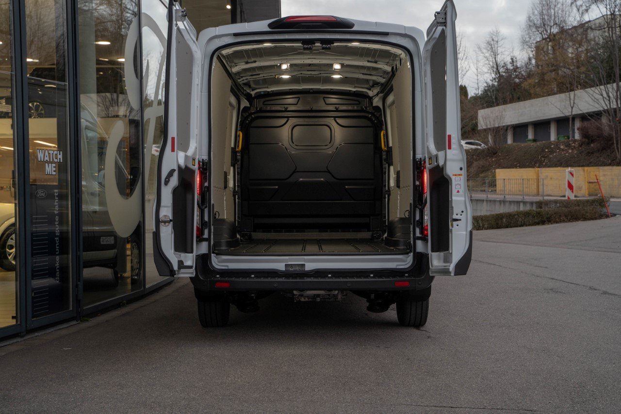 FORD E-Transit Van 350 L3H2 68kWh Trend, Elektro, Vorführwagen, Automatik - 5