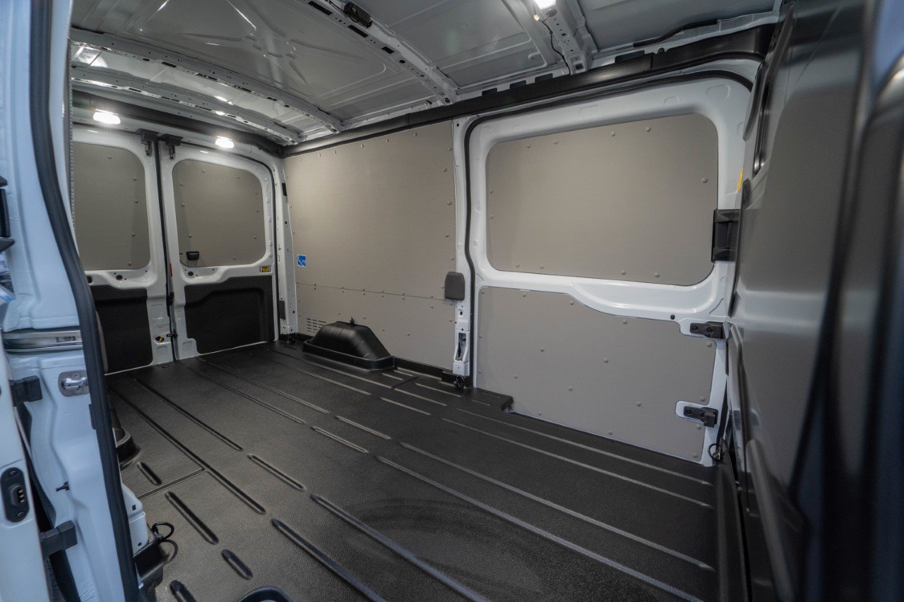 FORD E-Transit Van 350 L3H2 68kWh Trend, Elektro, Vorführwagen, Automatik - 7