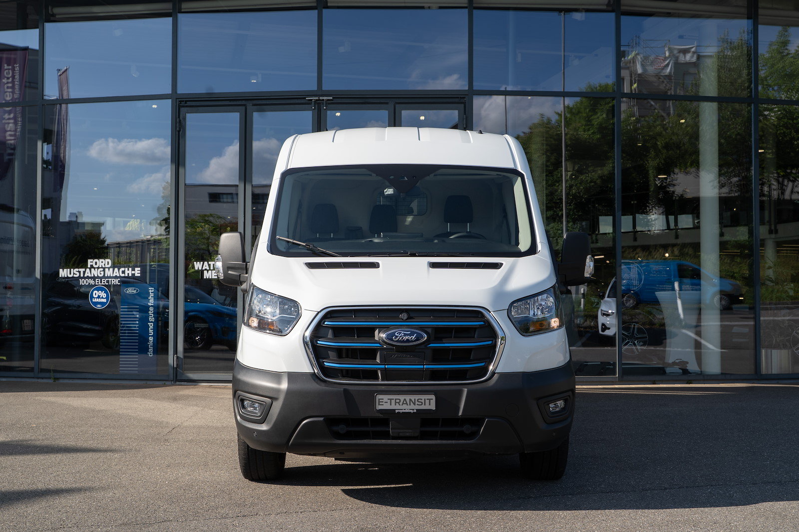FORD E-Transit Van 390 L3H2 68kWh Trend, Elettrica, Auto dimostrativa, Automatico - 2