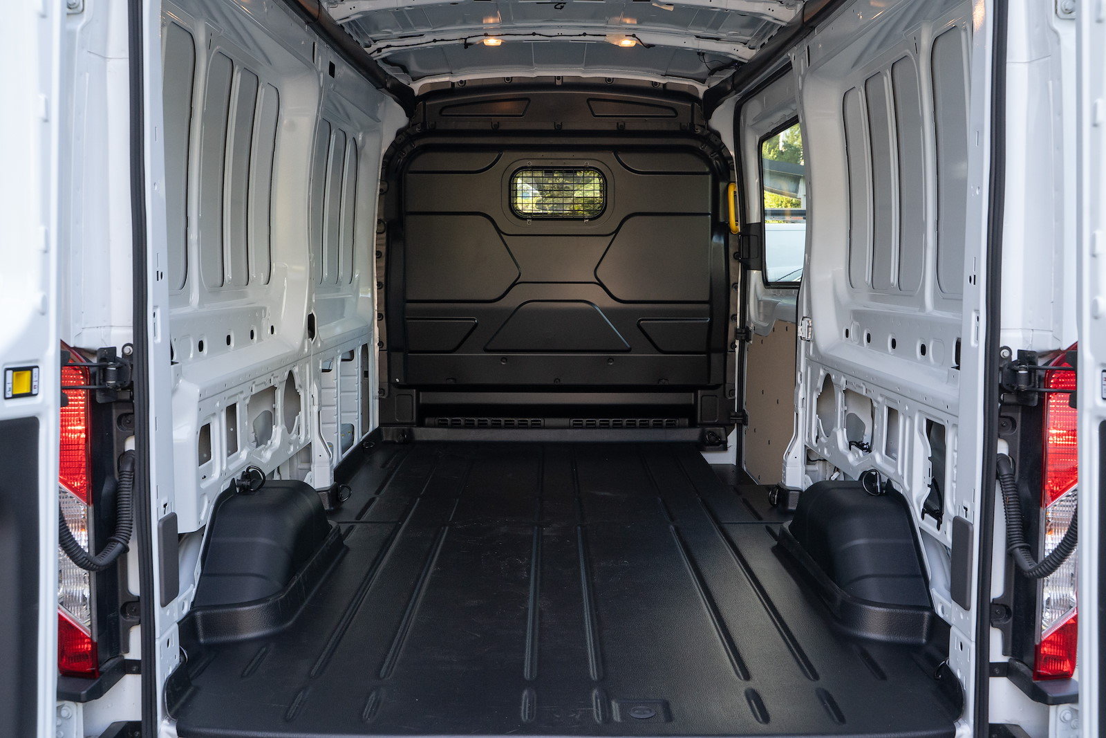 FORD E-Transit Van 390 L3H2 68kWh Trend, Elettrica, Auto dimostrativa, Automatico - 5