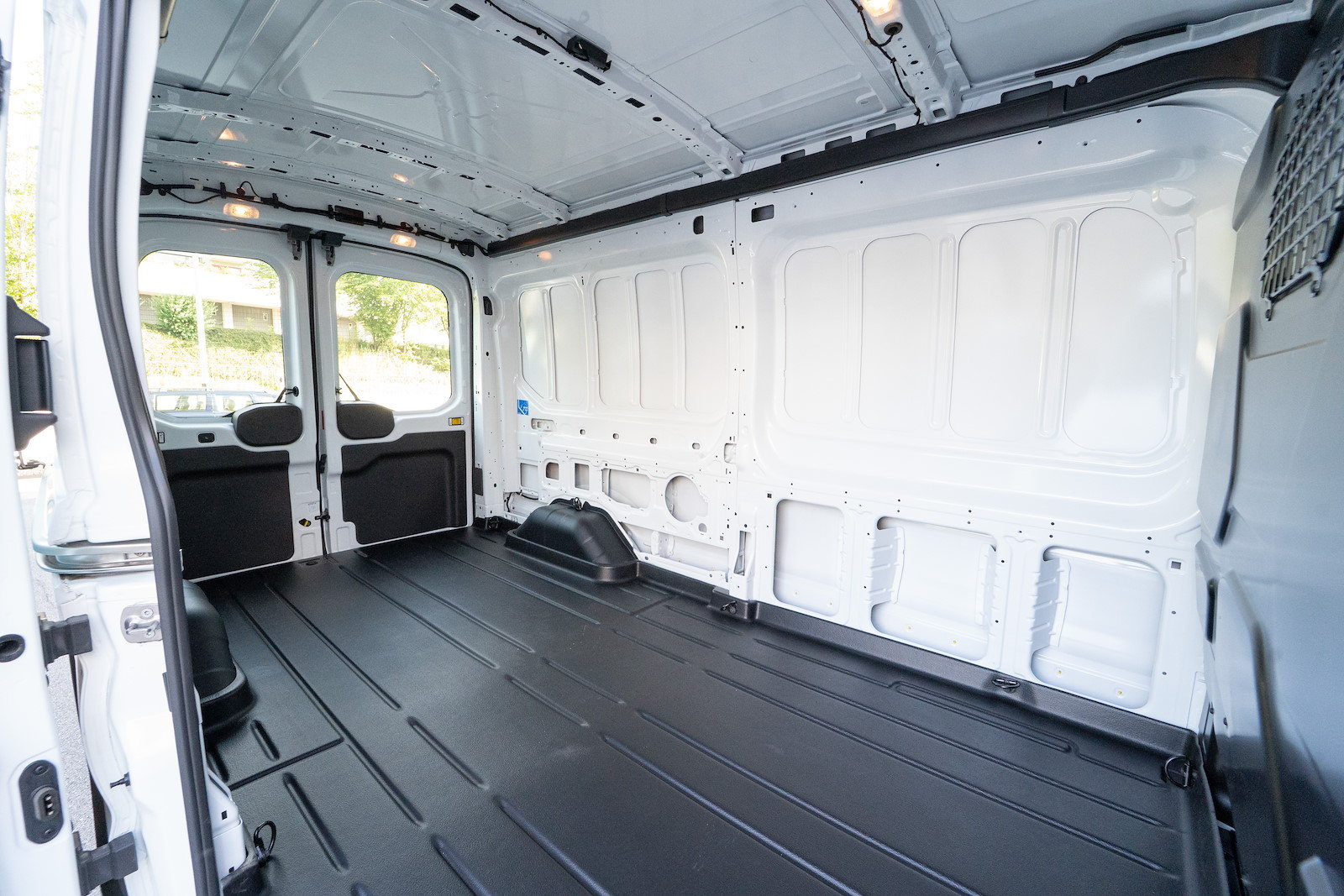 FORD E-Transit Van 390 L3H2 68kWh Trend, Elettrica, Auto dimostrativa, Automatico - 6