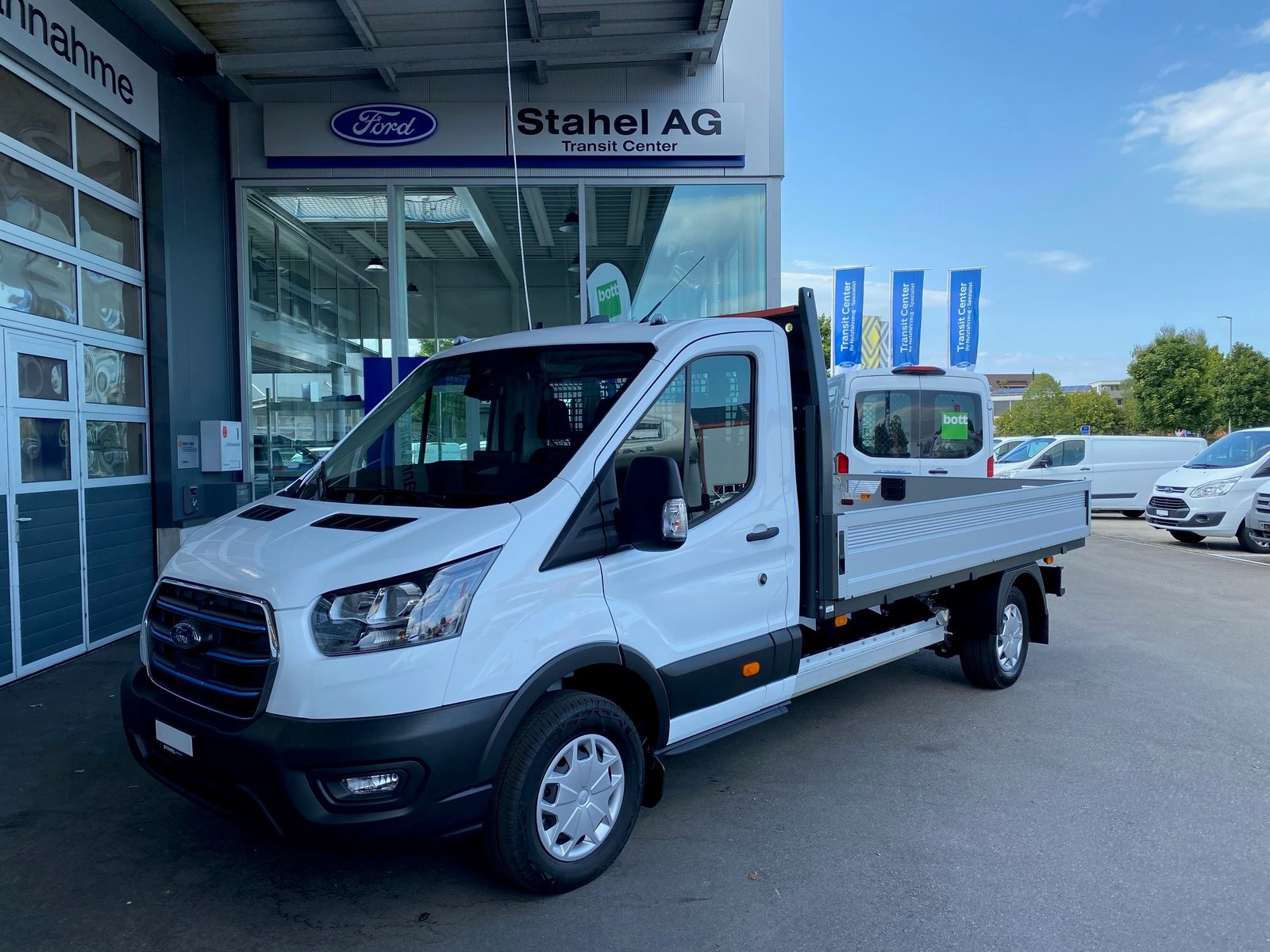 FORD E-Transit Kab.-Ch. 350 L3 67kWh Trend, Électrique, Voiture de démonstration, Automatique - 2