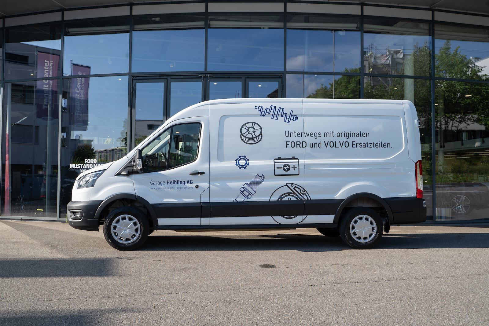 FORD E-Transit Van 350 L3H2 68kWh Trend, Electric, Ex-demonstrator, Automatic - 3