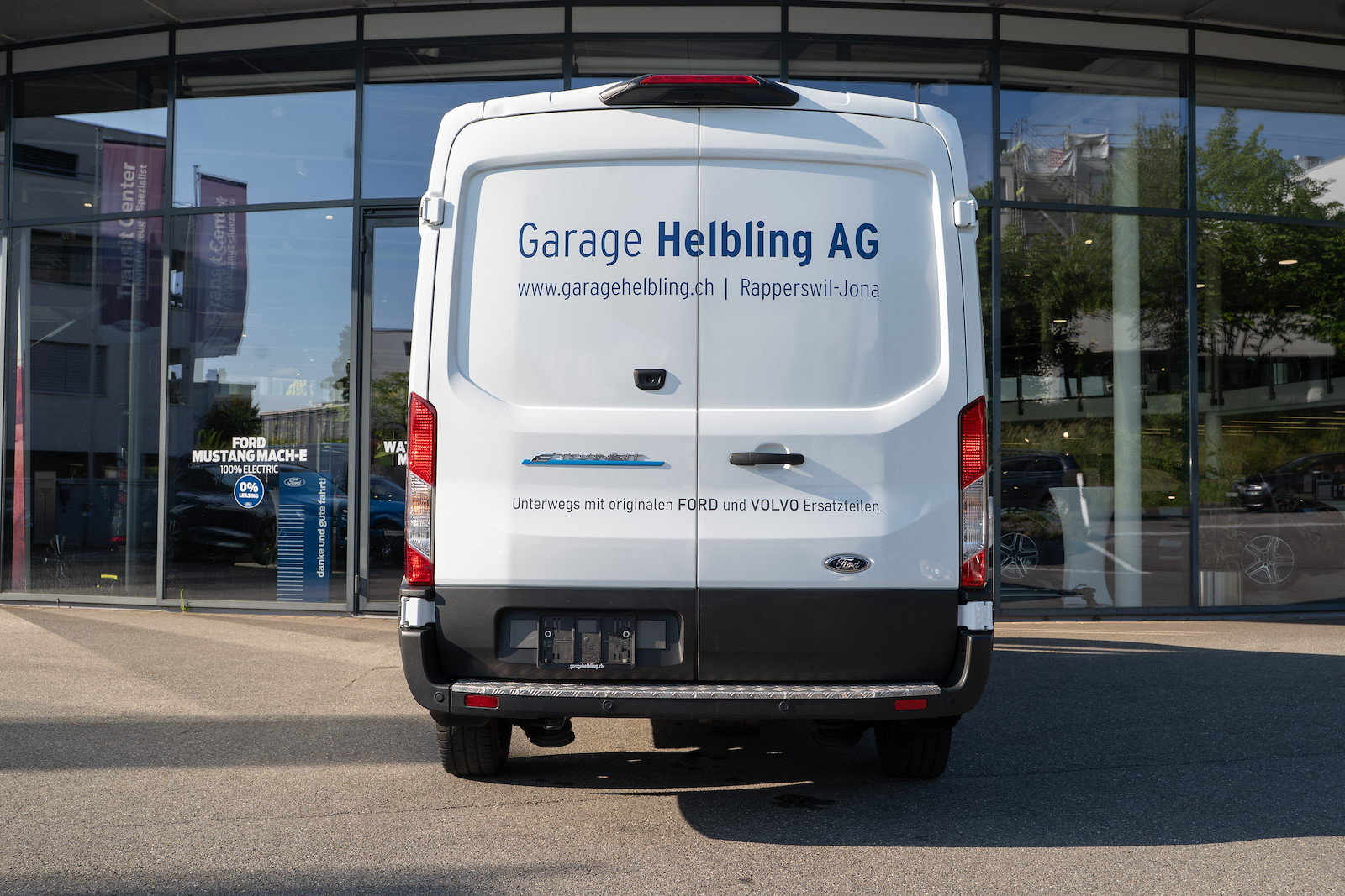 FORD E-Transit Van 350 L3H2 68kWh Trend, Electric, Ex-demonstrator, Automatic - 4