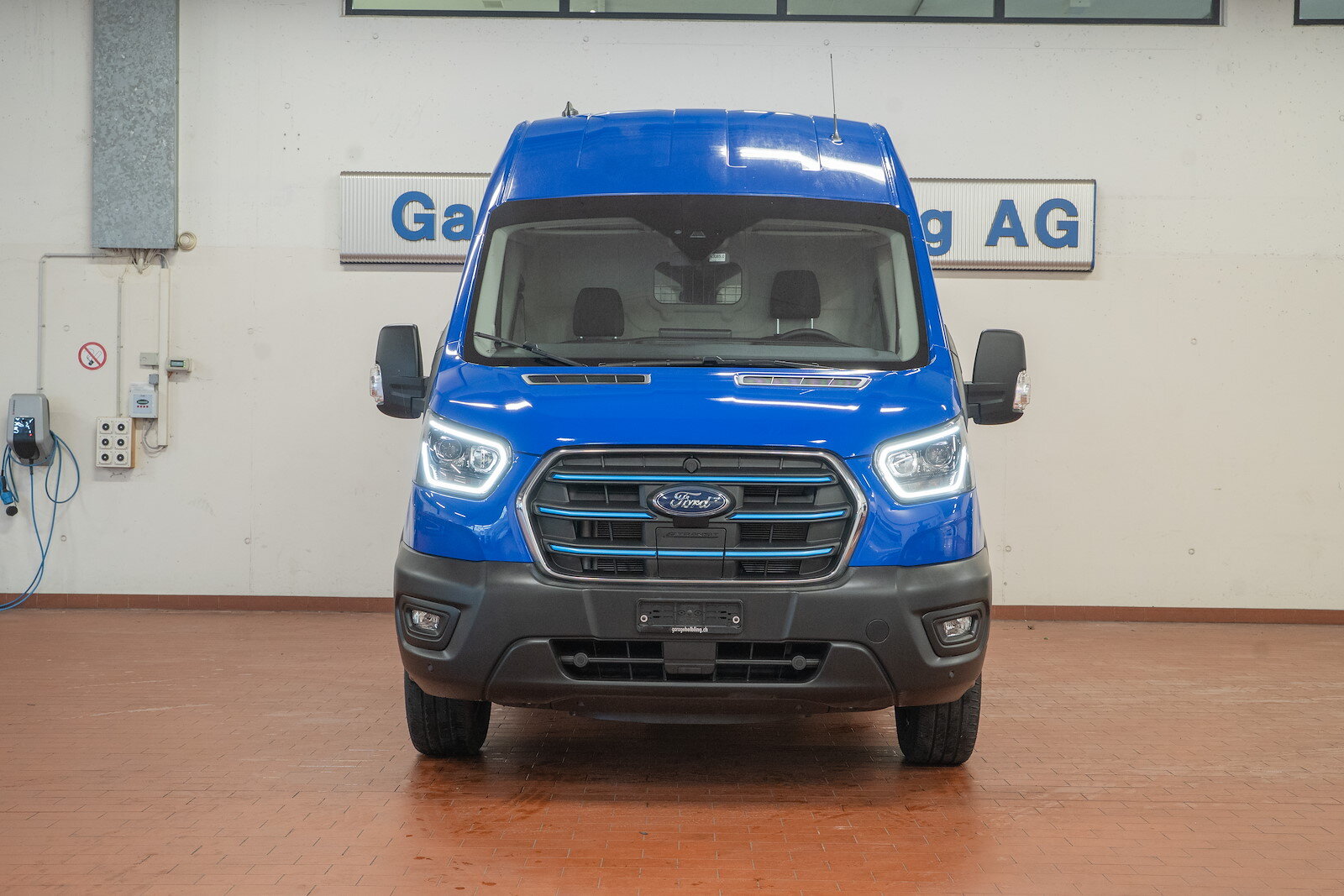 FORD E-Transit Van 390 L2H2 68kWh Trend, Electric, Ex-demonstrator, Automatic - 2
