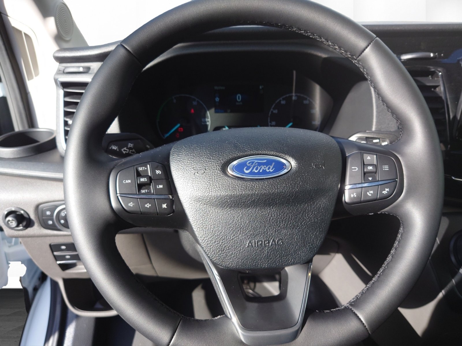 FORD e-TRANSIT VAN TREND 350L2, Electric, Ex-demonstrator, Automatic - 7