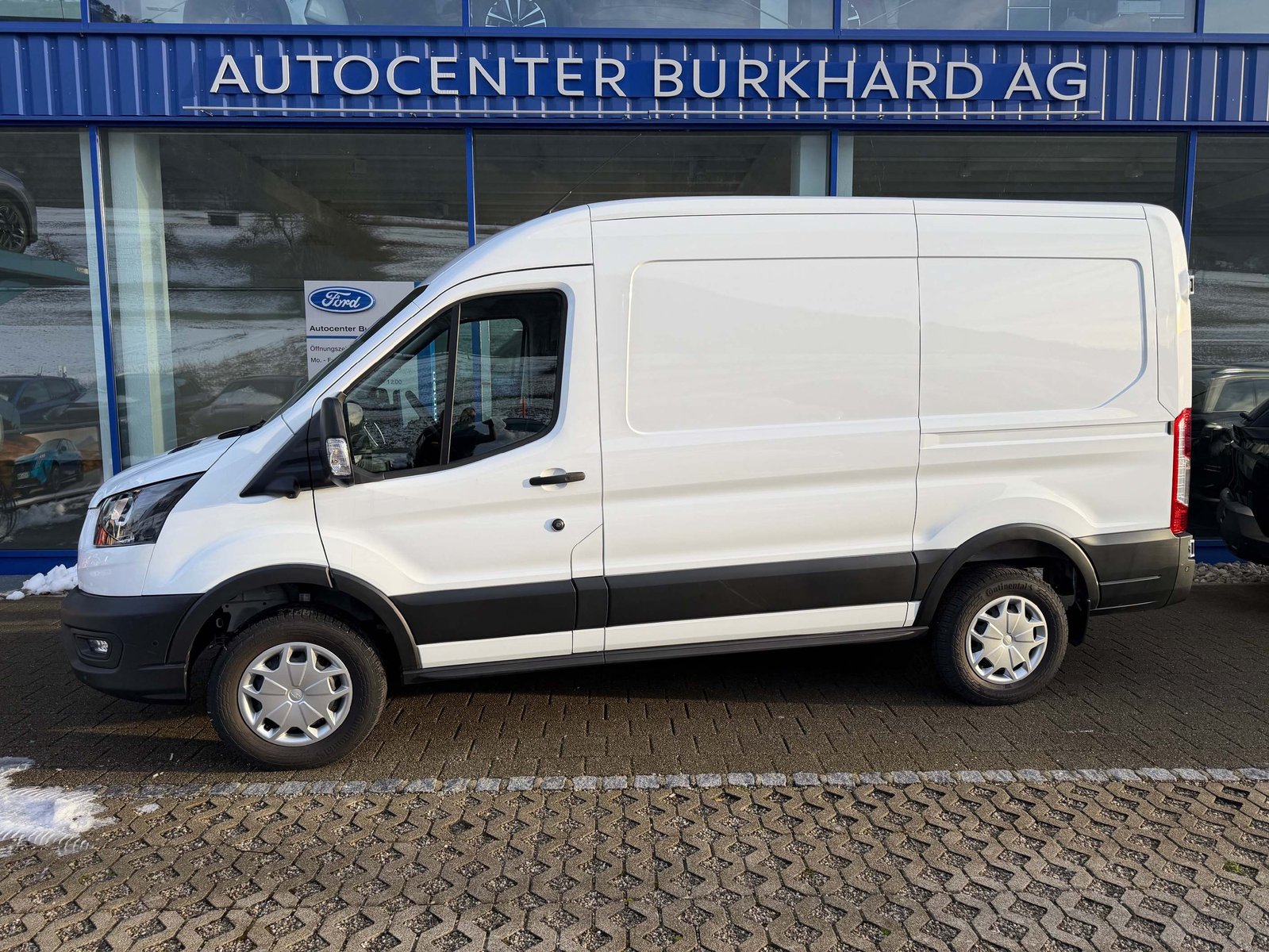 FORD E-Transit Van 350 L2H2 68kWh Trend