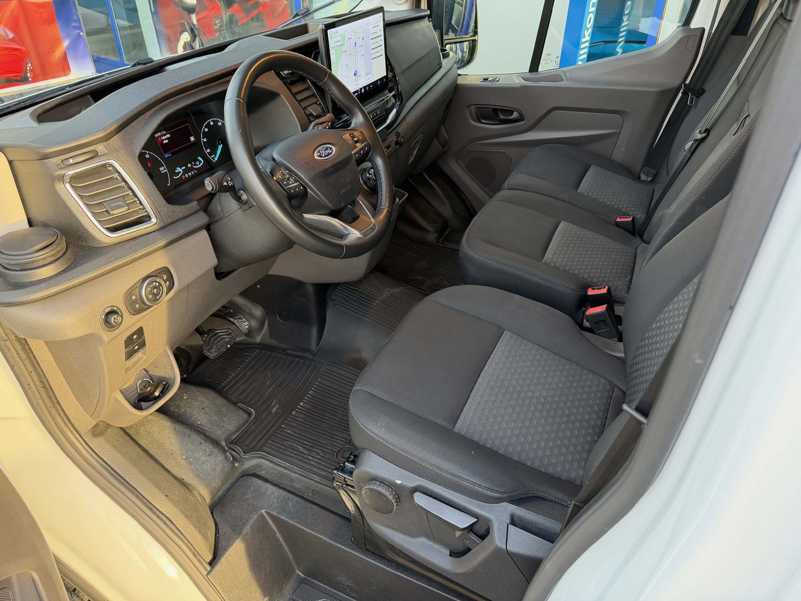 FORD E-Transit Van 350 L2H2 68kWh Trend, Elektro, Vorführwagen, Automatik - 7