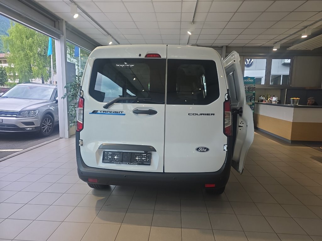 FORD E-Transit Courier Van Trend, Electric, Automatic - 5