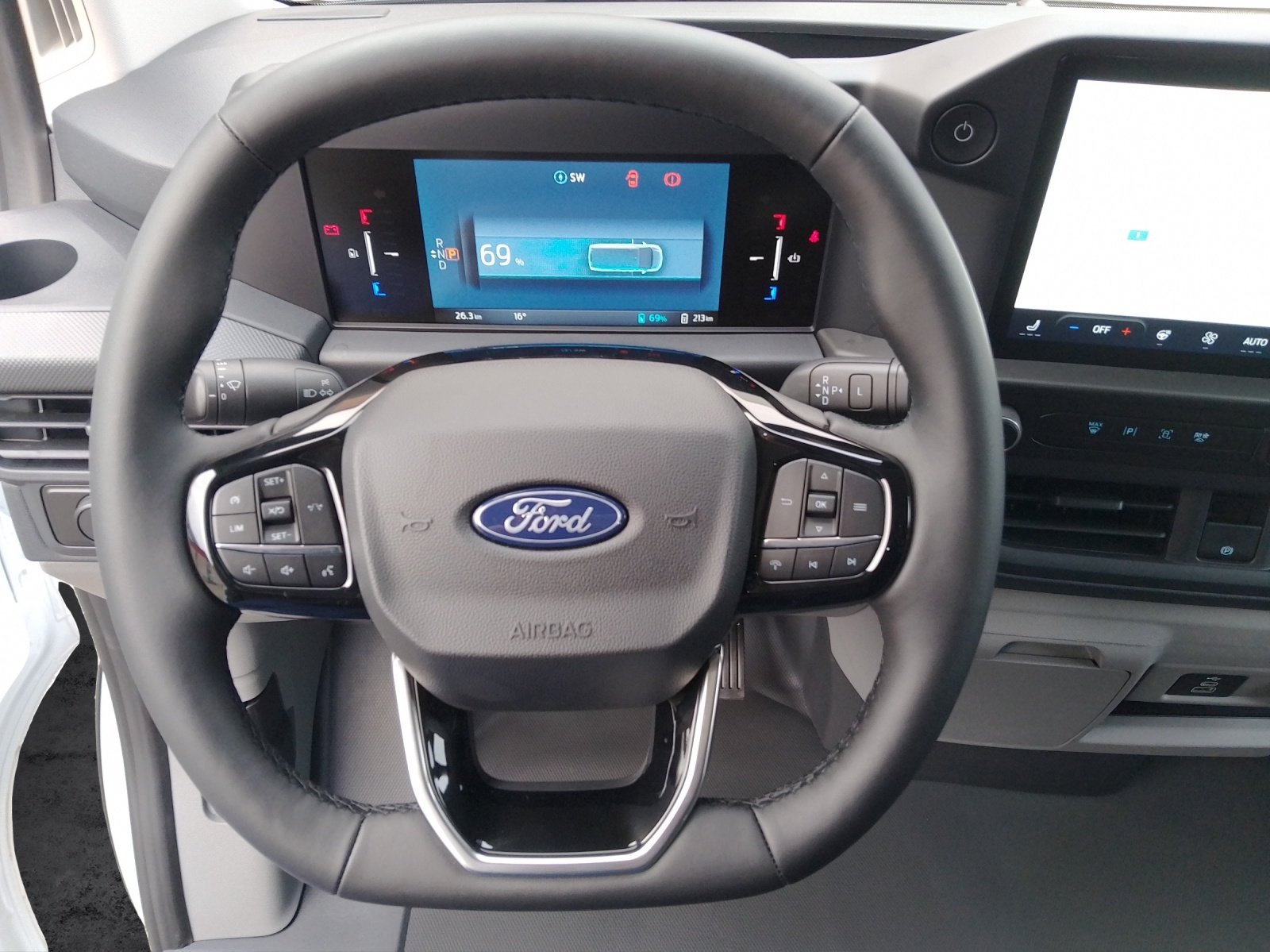 FORD E-Transit Custom Van 320 L1 Trend, Elektro, Neuwagen, Automatik - 6