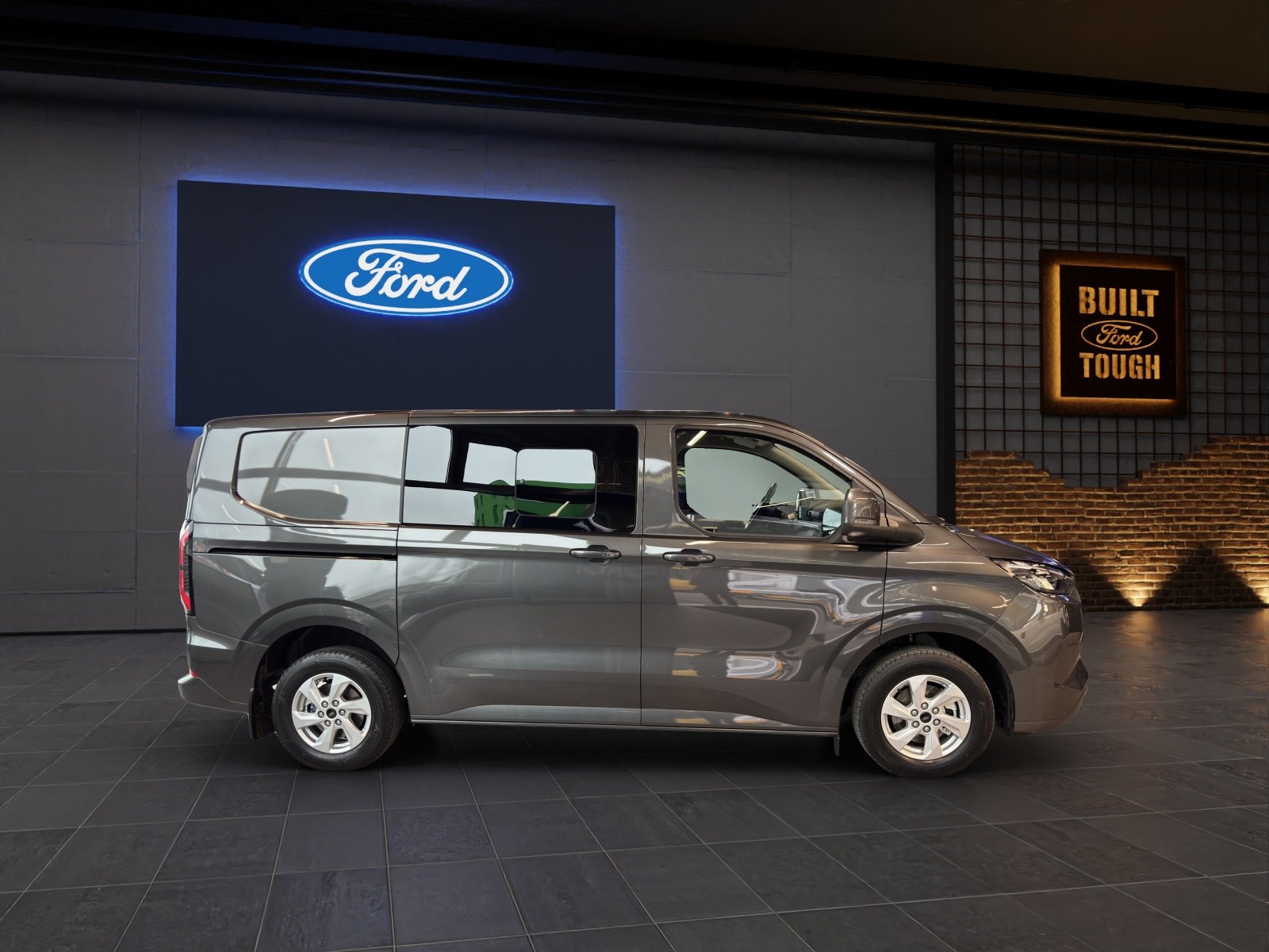 FORD E-Transit Custom Multicab 320 L1 218 PS Limited RWD, Electric, New car, Automatic - 5