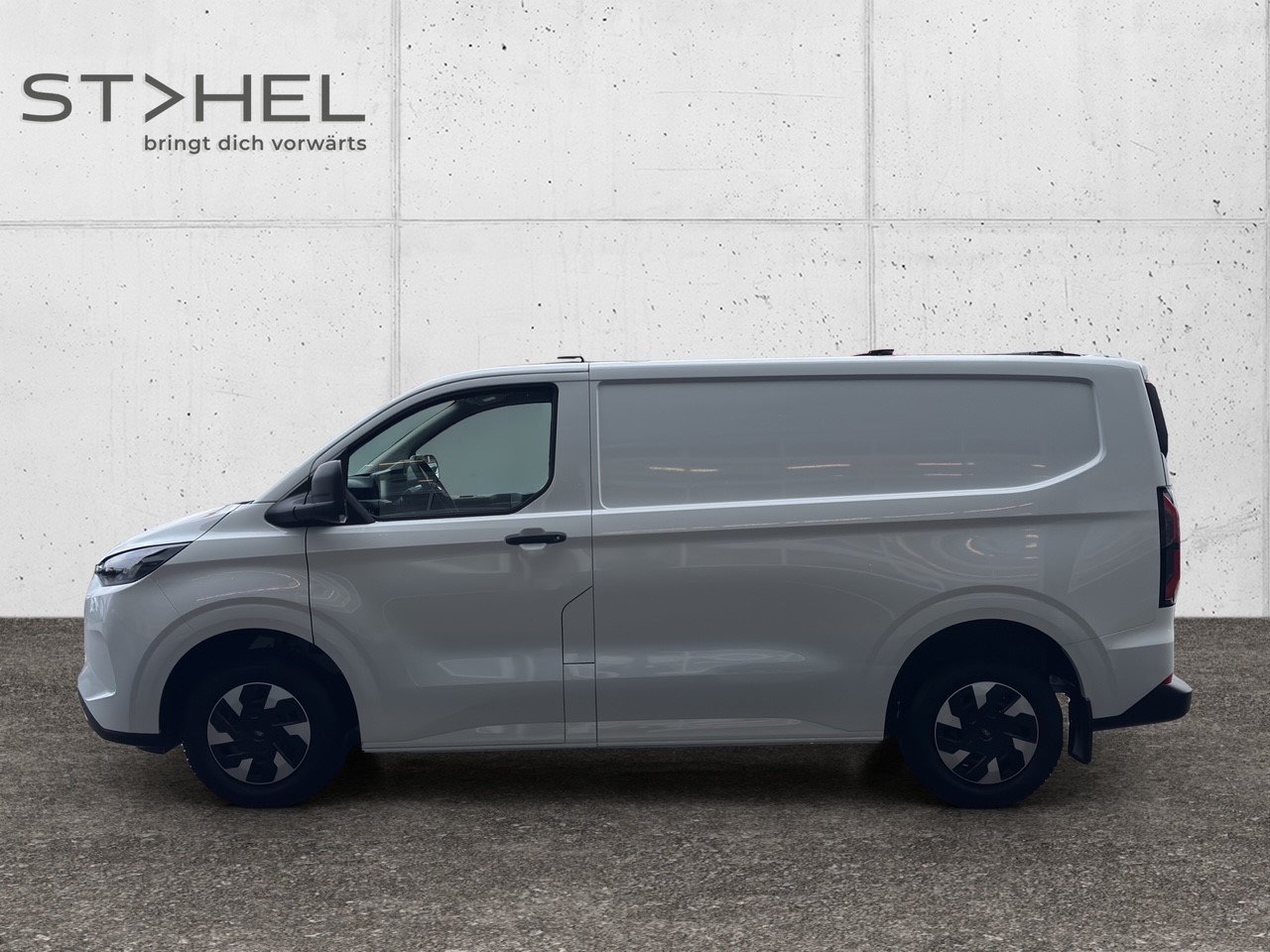 FORD E-Transit C Van 320 L1 74 kWh Trend, Elektro, Vorführwagen, Automatik - 4