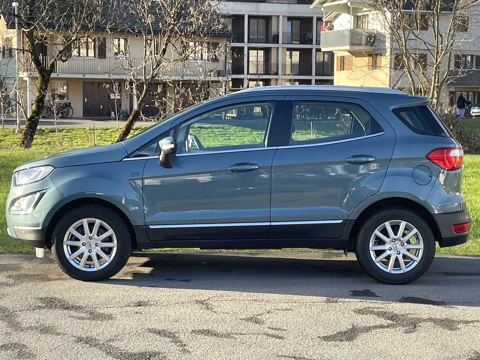 FORD EcoSport 1.0 EcoB Titanium, Essence, Occasion / Utilisé, Automatique - 3
