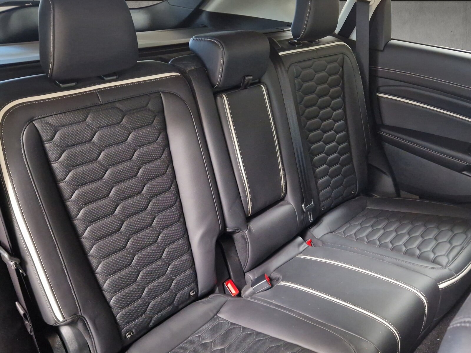 FORD Edge 2.0 EcoBlue 238 Vignale, Diesel, Occasion / Utilisé, Automatique - 5