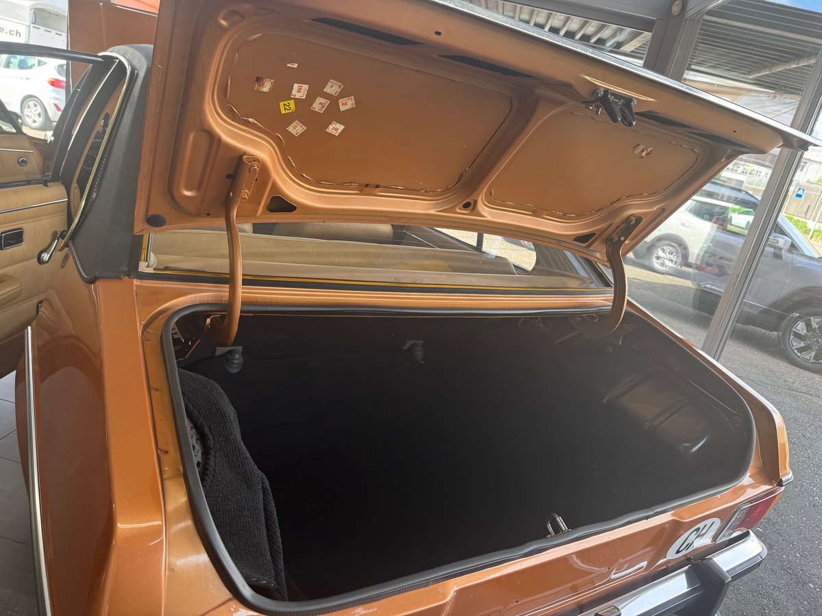FORD Escort 1.6 Ghia, Occasion / Utilisé - 6
