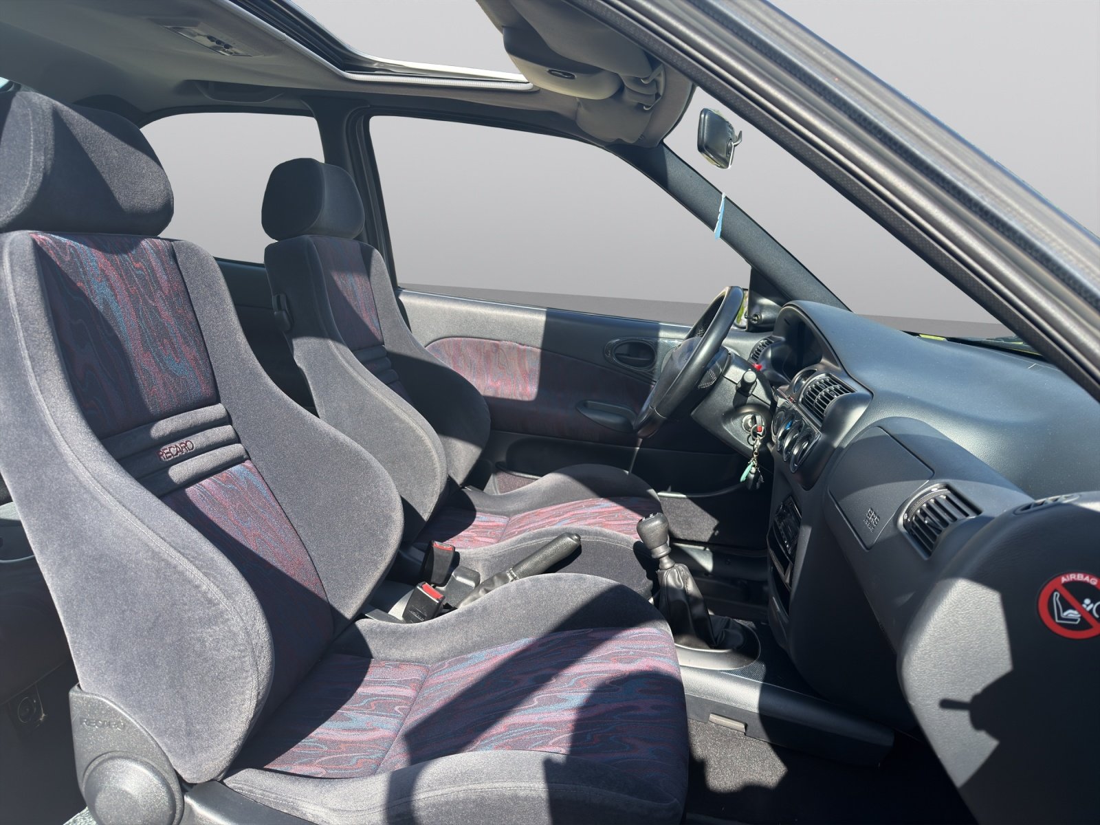 FORD Escort 2.0i 16V RS Sauber, Benzin, Occasion / Gebraucht, Handschaltung - 2