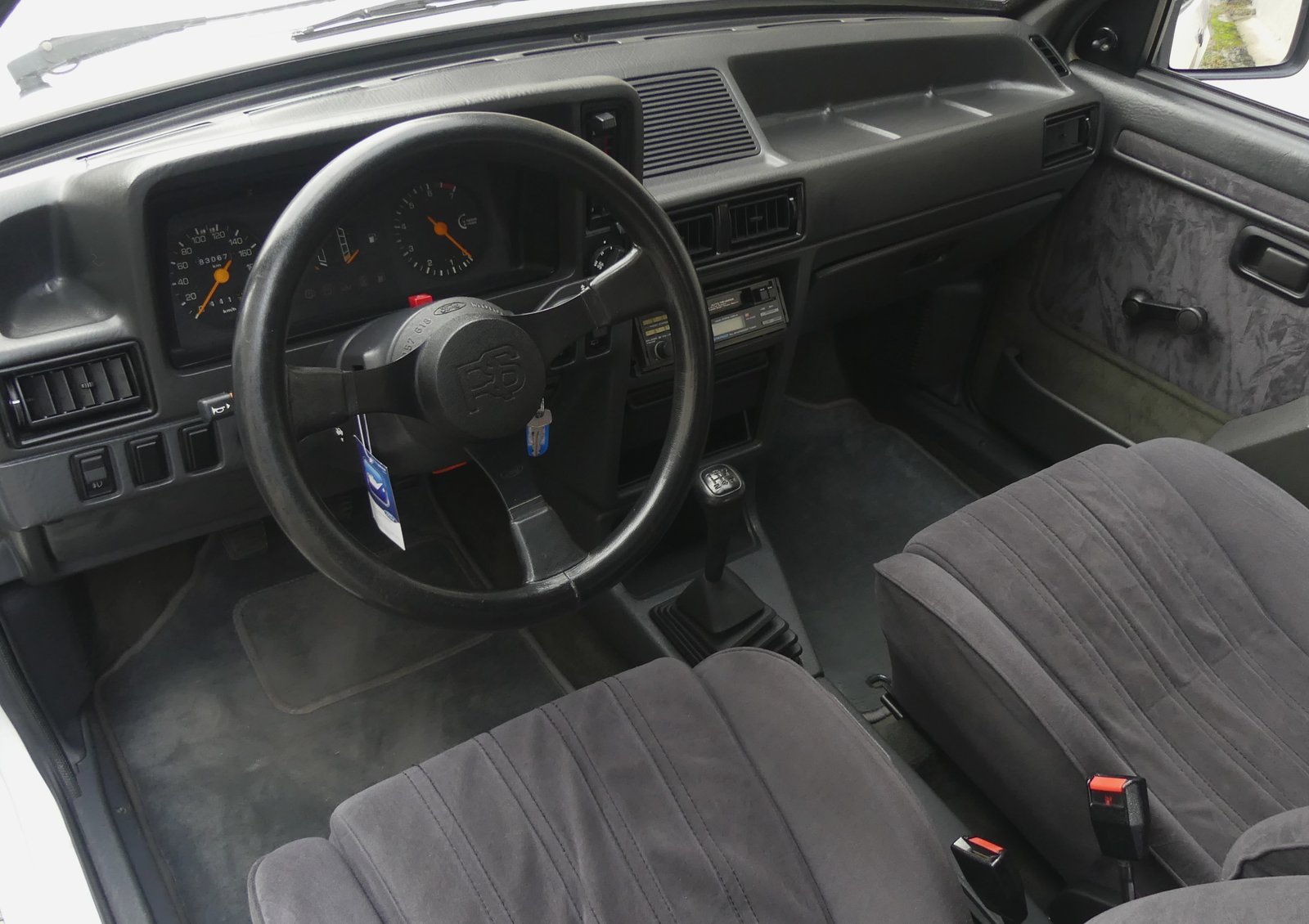 FORD Escort 1600 RSi, Benzin, Oldtimer, Handschaltung - 6