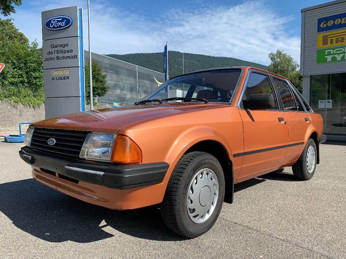 FORD Escort 1600 GL, Essence, Voiture de collection, Manuelle