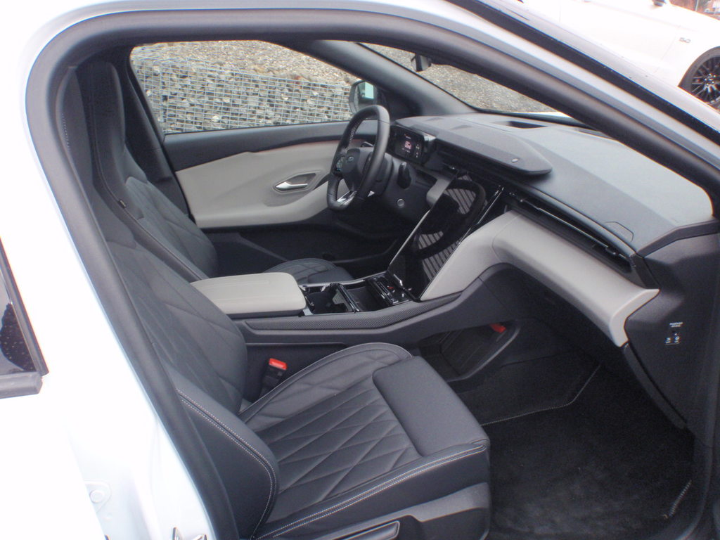 FORD Explorer Extended Range Premium, Électrique, Voiture nouvelle, Automatique - 6