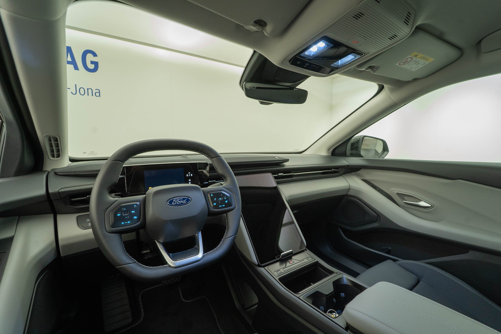 FORD Explorer Extended Range Premium AWD, Electric, New car, Automatic - 7