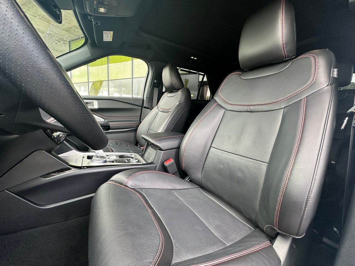 FORD Explorer 3.0 EcoB. Plug-in-Hybrid ST-Line 4WD Aut., Hybride Rechargeable Essence/Électricité, Occasion / Utilisé, Automatique - 7