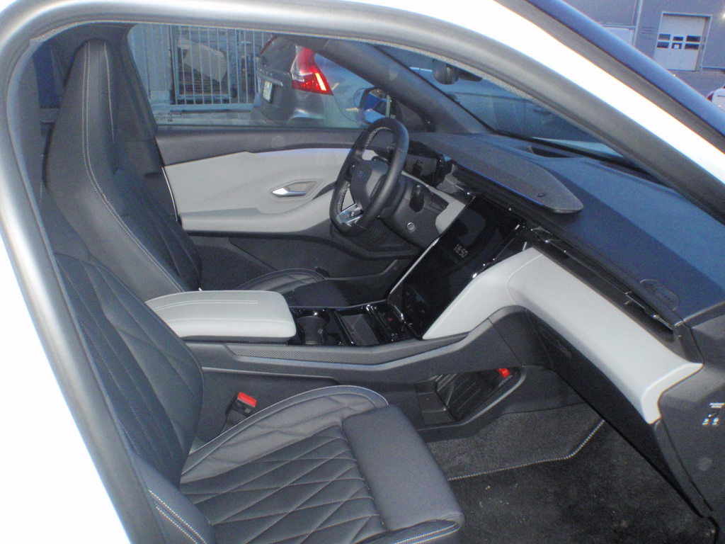 FORD Explorer Extended Range Premium AWD, Elektro, Occasion / Gebraucht, Automatik - 5