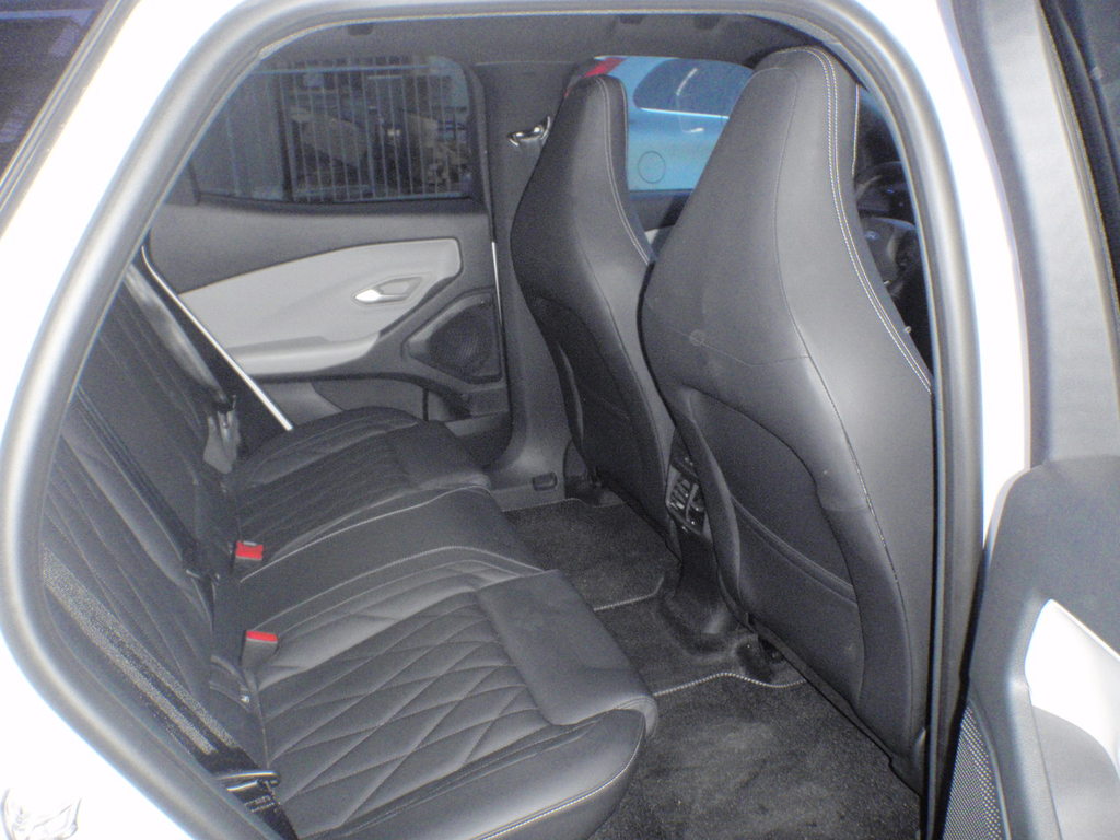 FORD Explorer Extended Range Premium AWD, Elektro, Occasion / Gebraucht, Automatik - 6