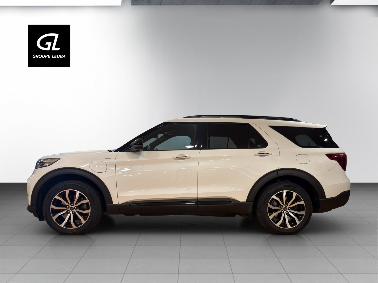 FORD Explorer 3.0 EcoB. Plug-in-Hybrid ST-Line 4WD Aut., Plug-in-Hybrid Petrol/Electric, Second hand / Used, Automatic - 3