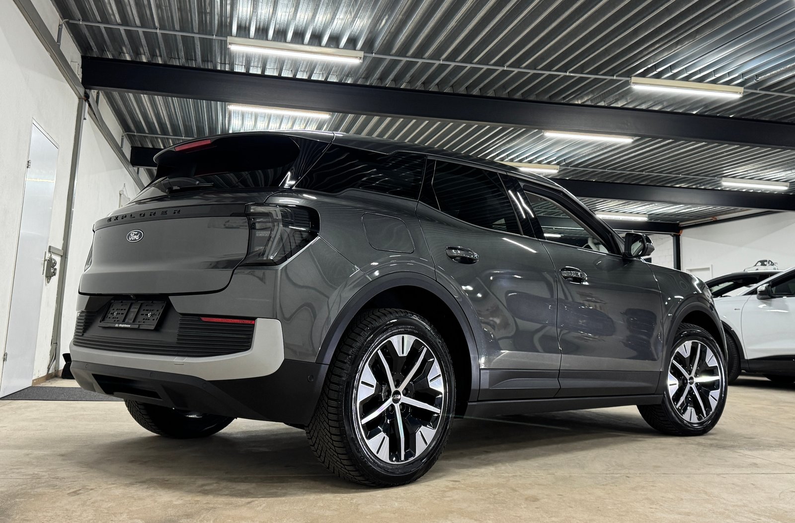 FORD Explorer Elektro 79kWh Dual Extended Range AWD / 340PS, Electric, Second hand / Used, Automatic - 5
