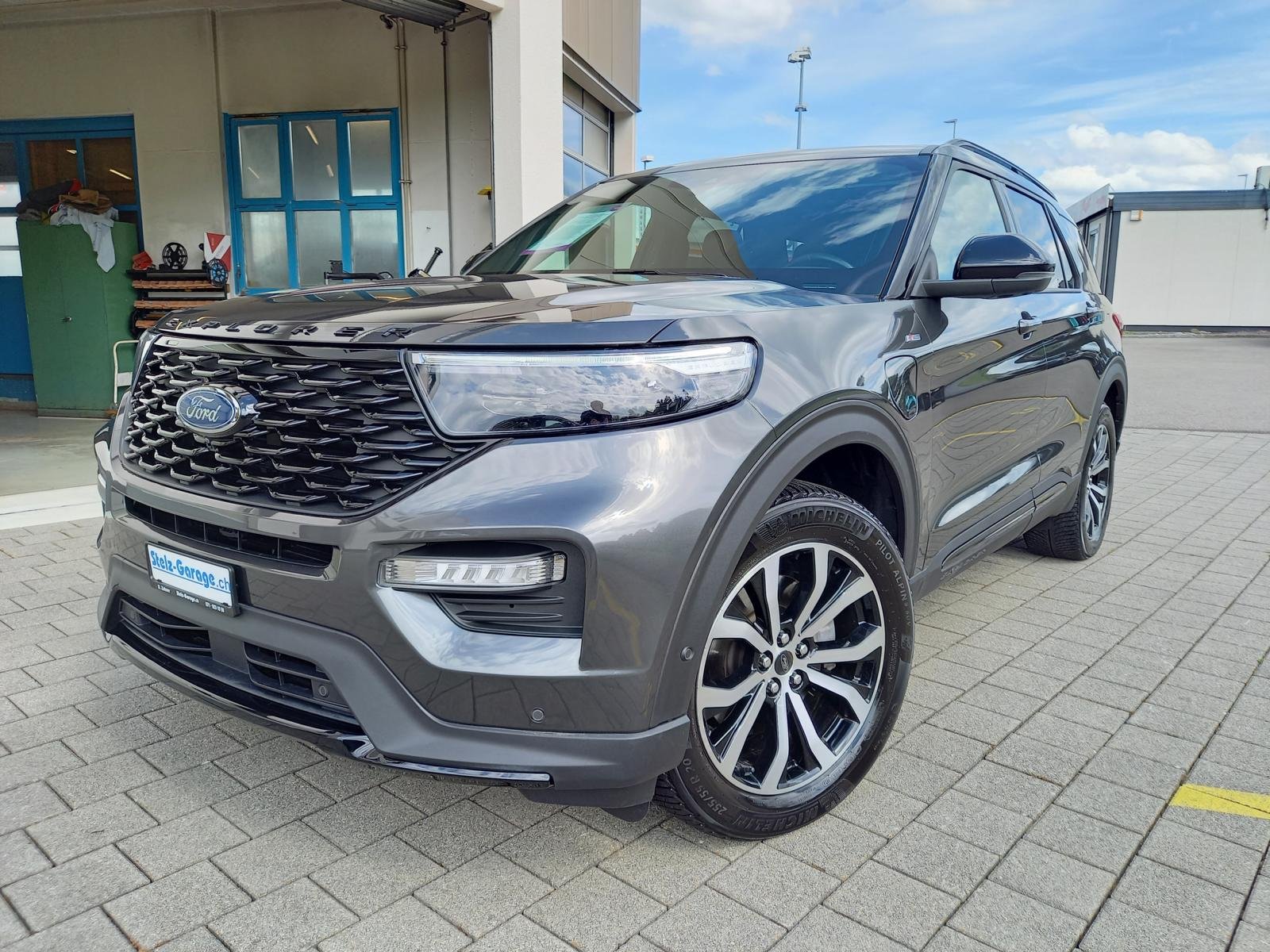FORD Explorer 3.0 V6 Plug-in Hybrid ST-Line