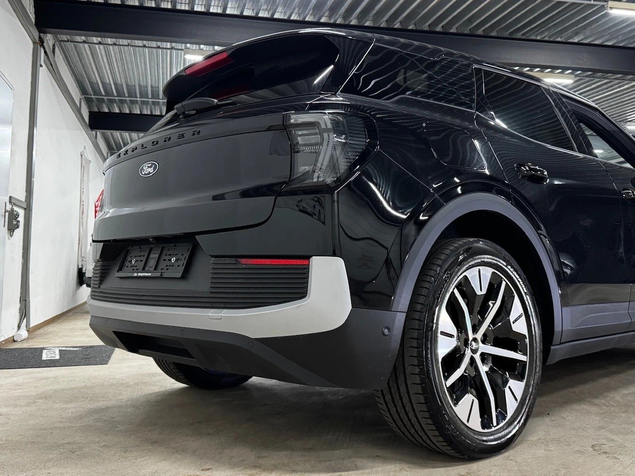 FORD Explorer Elektro Extended Range 79kWh / Wärmepumpe / A, Électrique, Occasion / Utilisé, Automatique - 6