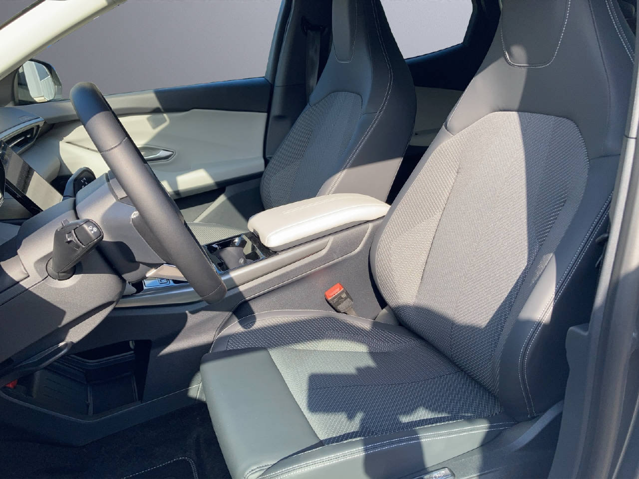 FORD Explorer Extended Range (77 kWh) RWD, Elettrica, Auto dimostrativa, Automatico - 5